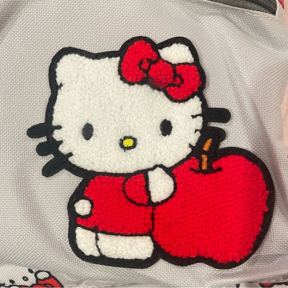 Hello Kitty Grey Backpack - Picture 2 of 7
